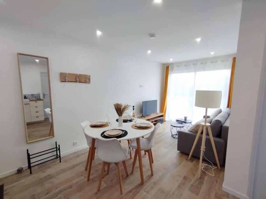 Logement Au Calme Avec Jardin Proche De Vannes Elven Luaran gambar